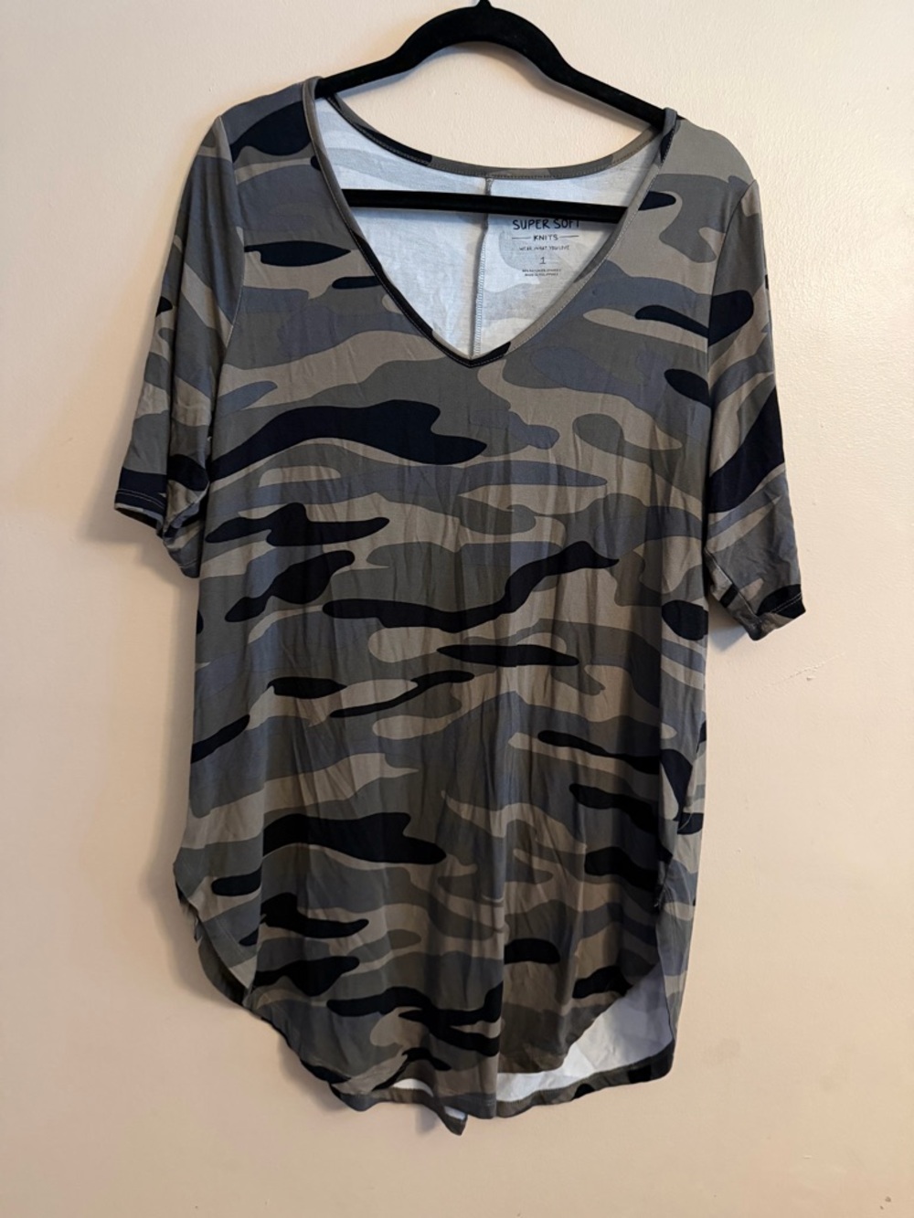 torrid Super Soft Knit Tee in Gray